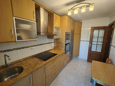 Piso en venta en PARQUE - JARDINES DE LA VEGA, Torrelavega, Cantabria