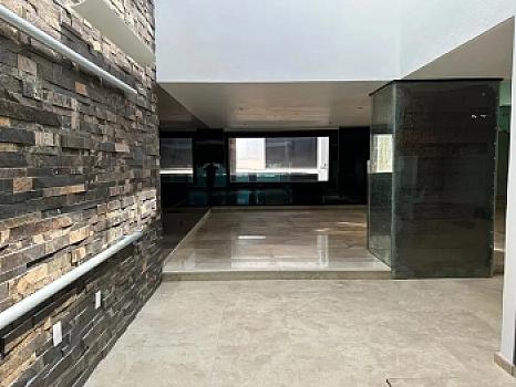 Residencia en Bugambilias con Alberca