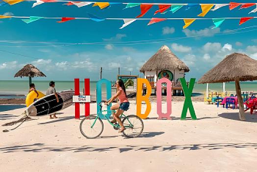 Mixed-use property in Holbox, a few steps from the beach
