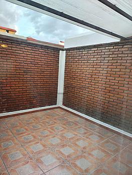 Casa en condominio en rent en San Felipe Tlalmimilolpan, Toluca de Lerdo, México