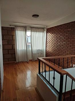 Casa en condominio en rent en San Felipe Tlalmimilolpan, Toluca de Lerdo, México